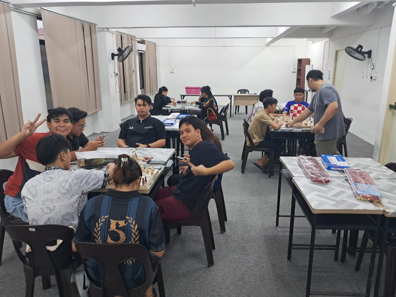 Aktiviti Kelab Permainan Indoor YAHOS School of Skills (Chess, Sudoku, Shahiba dan Congkak)