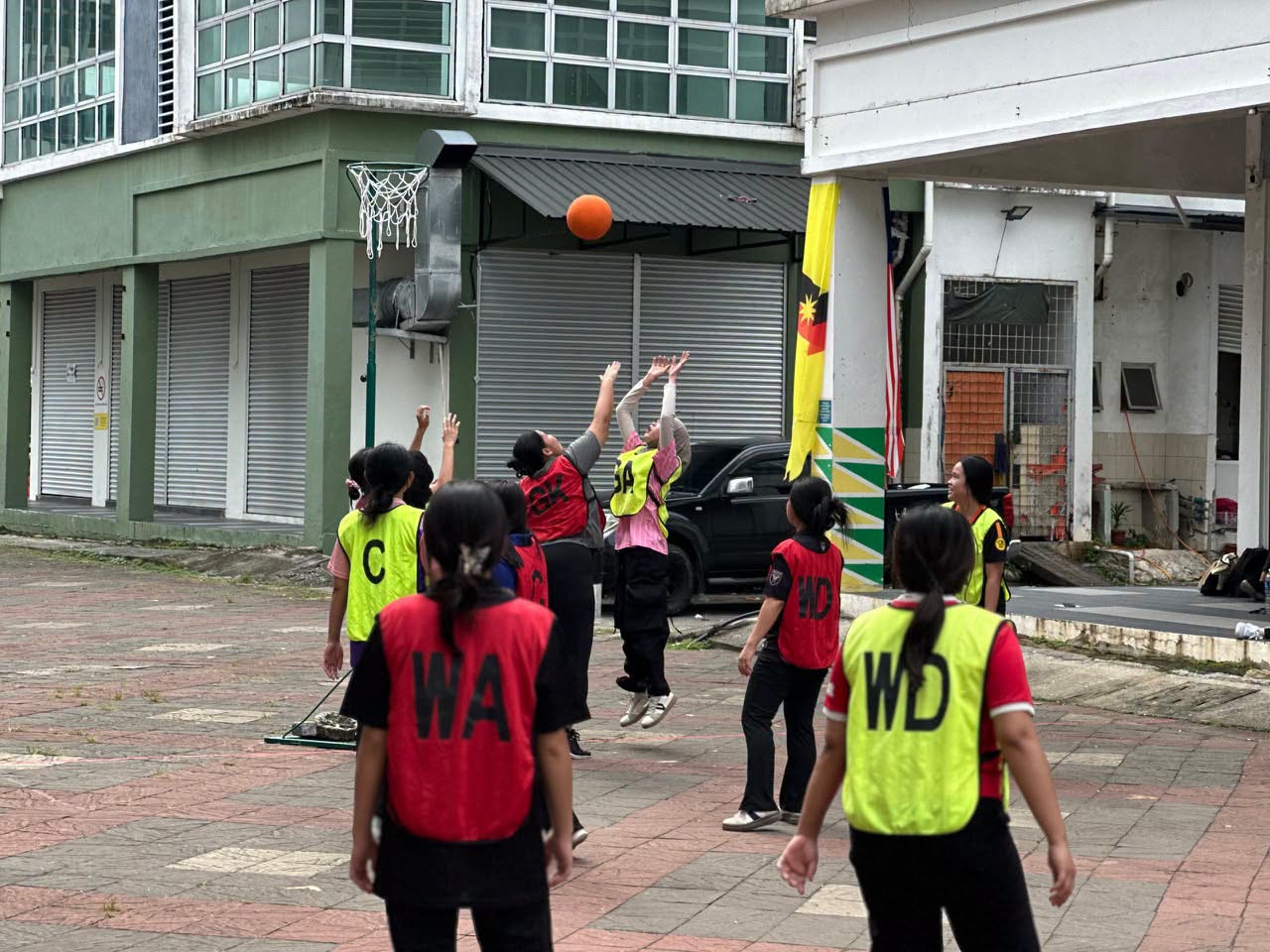Sesi Bola Jaring